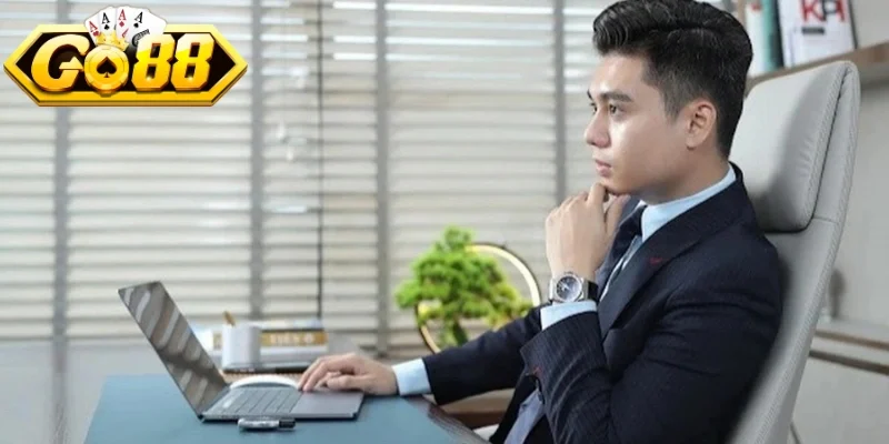 Giới thiệu sơ lược tiểu sử tác giả Quý Bình